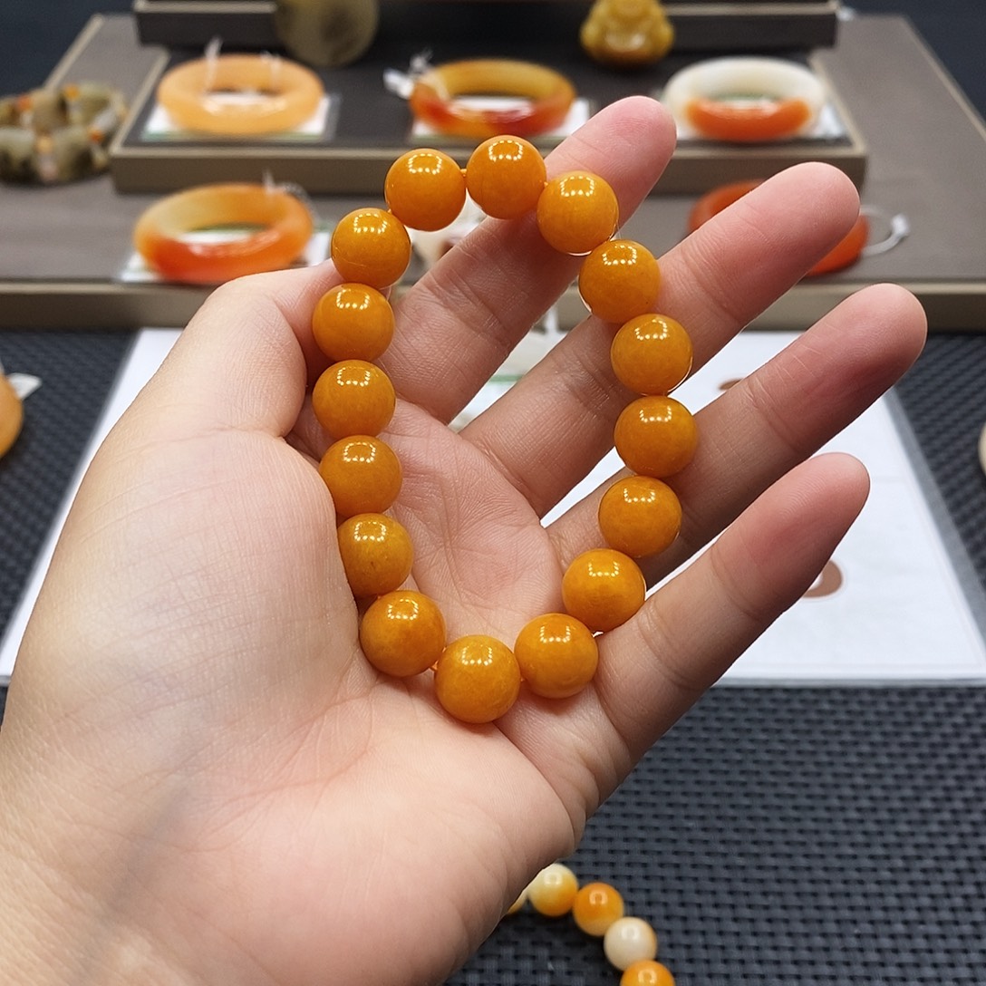 石英质玉（黄龙玉）未镶嵌手镯