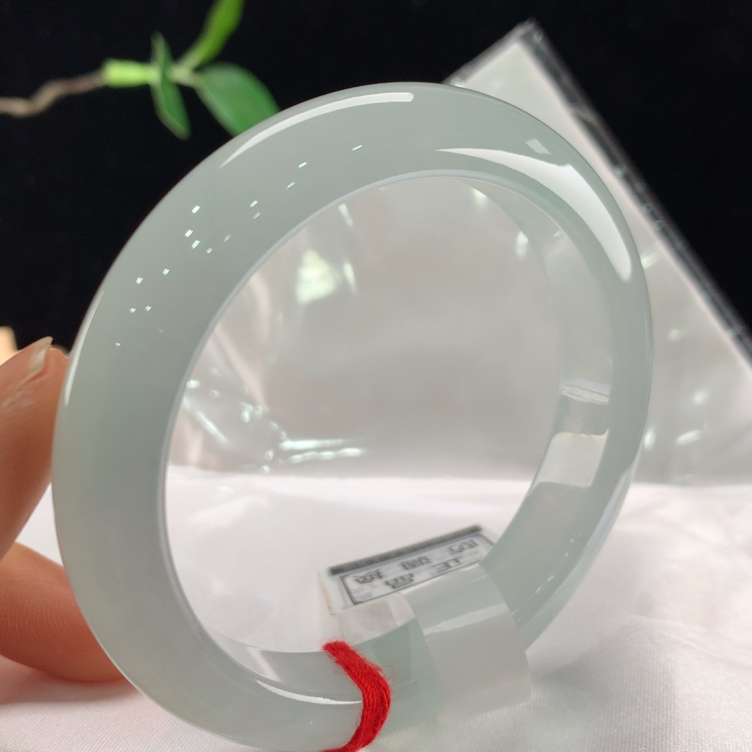 翡翠手镯未镶嵌111-0102