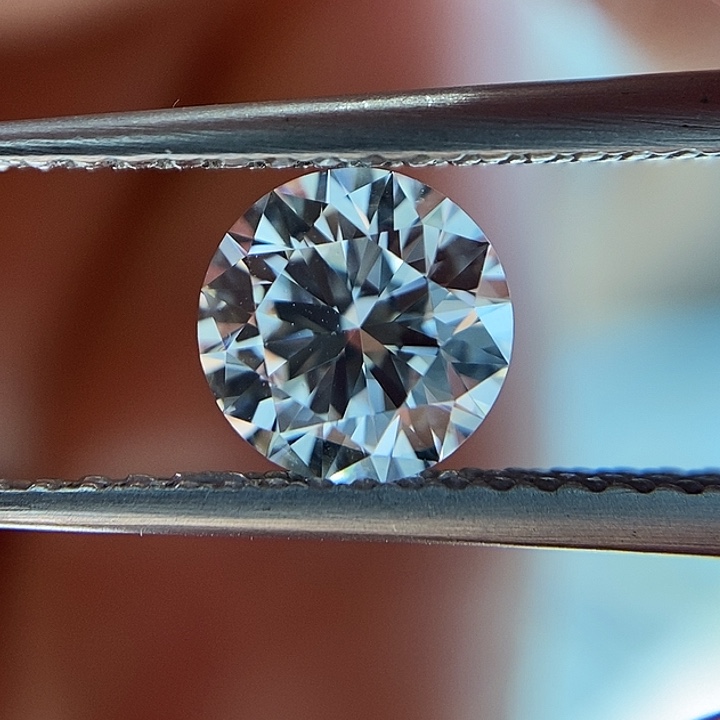 合成钻石裸石未镶嵌0.82 D VVS2 IDEXEX N