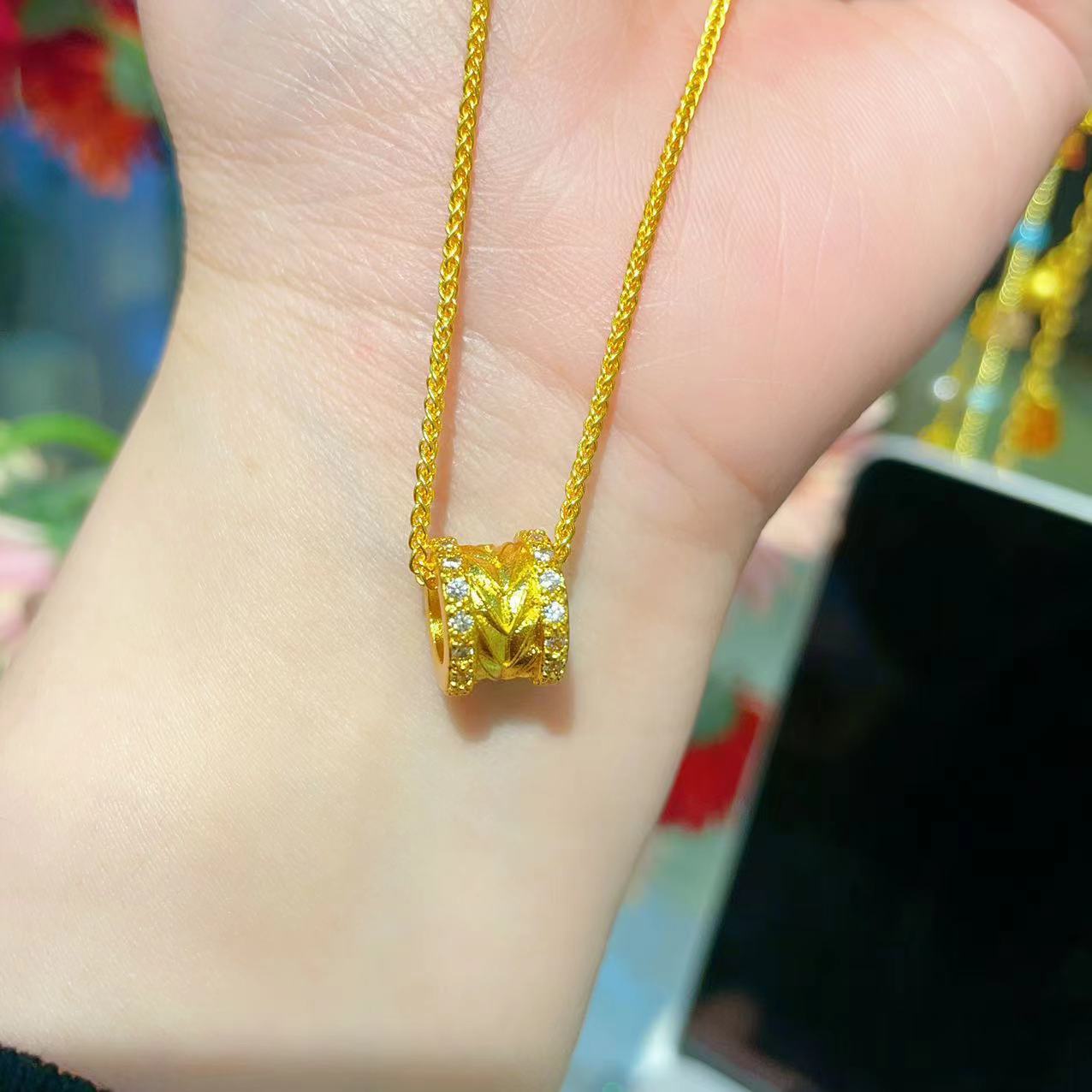 铜合金项链 微镶点钻路路通风雨桥金色吊坠项链气质毛衣链小蛮腰