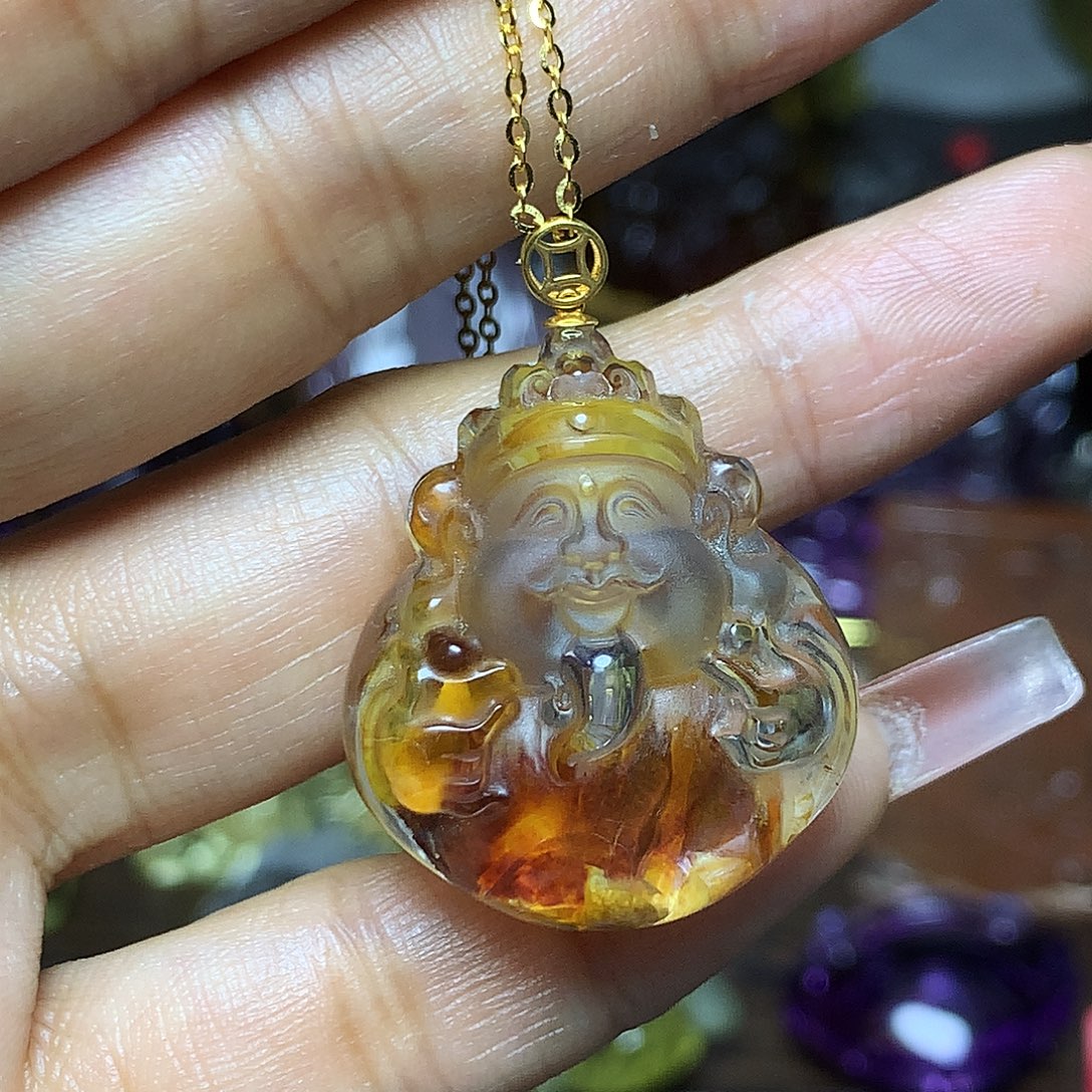 A***a颈饰18K金镶嵌水晶天然