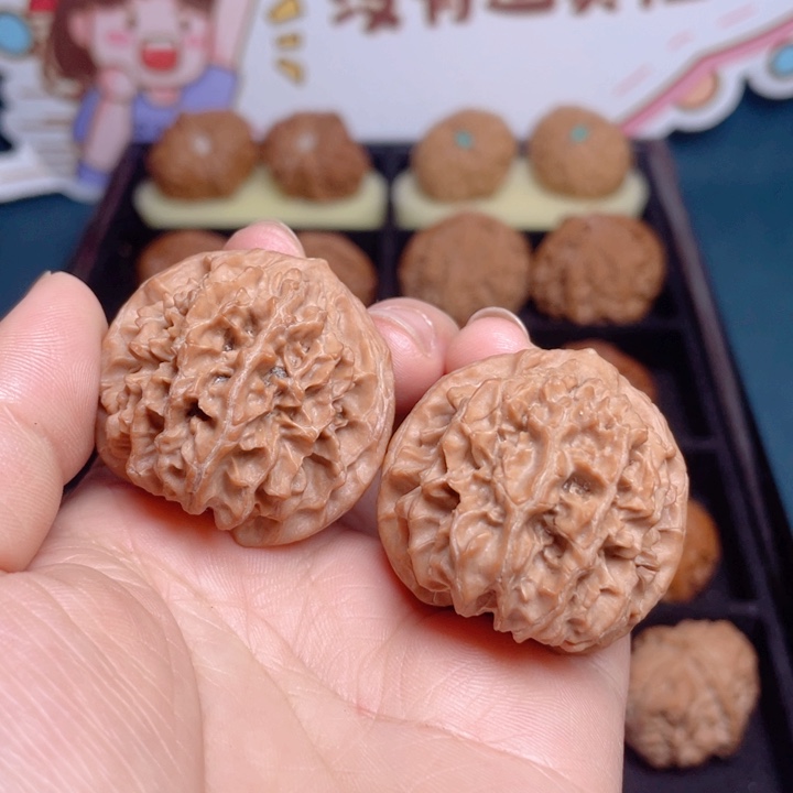 文玩核桃把件龙骨38