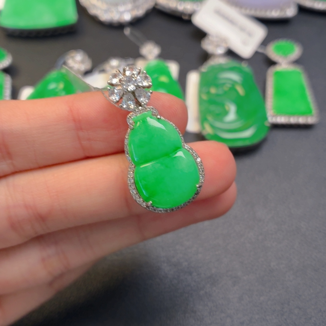 翡翠银S925镶嵌颈饰