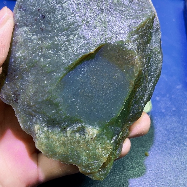 未镶嵌和田玉（糖玉）珠宝半成品