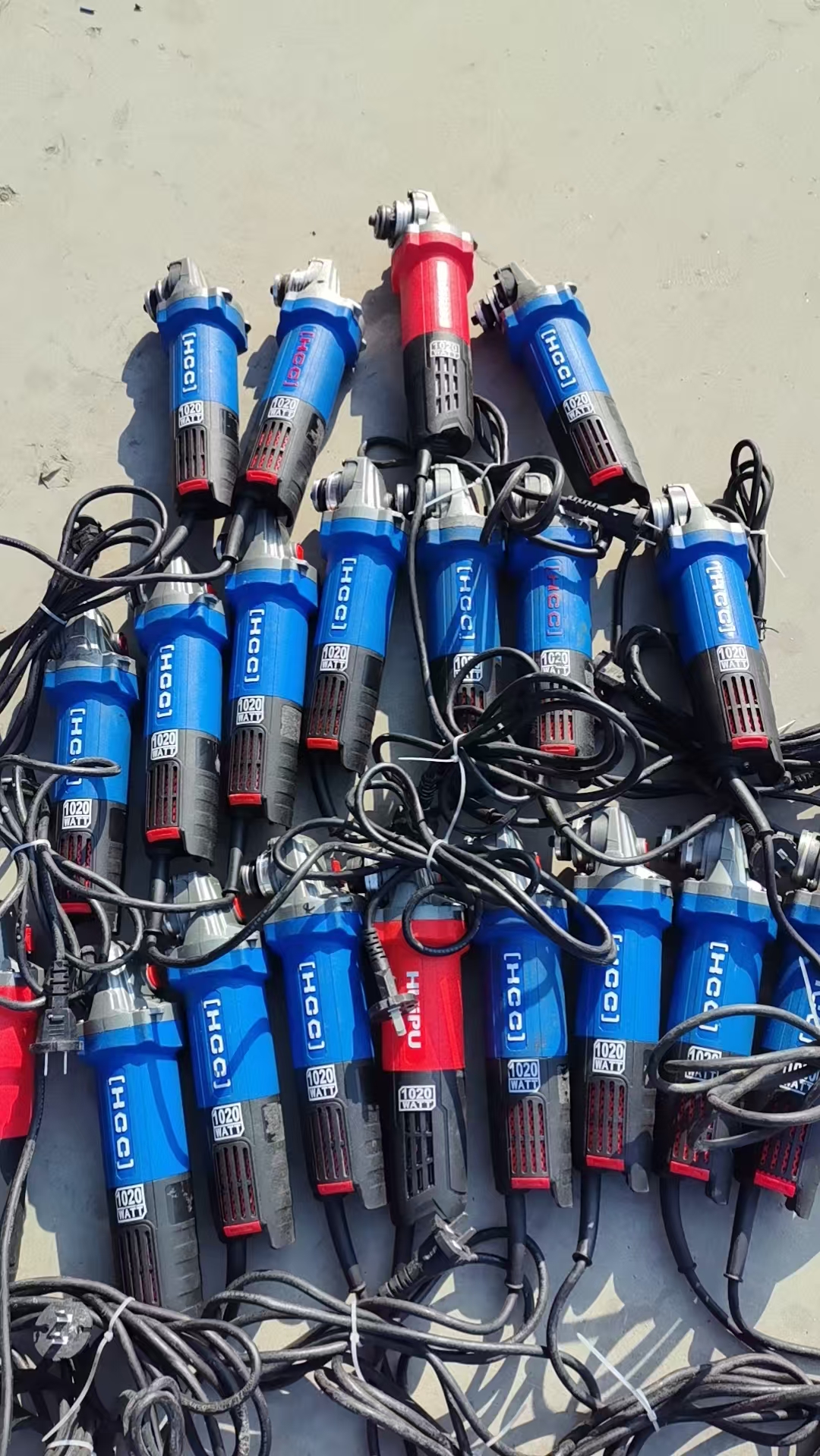 库存二手精品角磨机切割打磨抛光适用