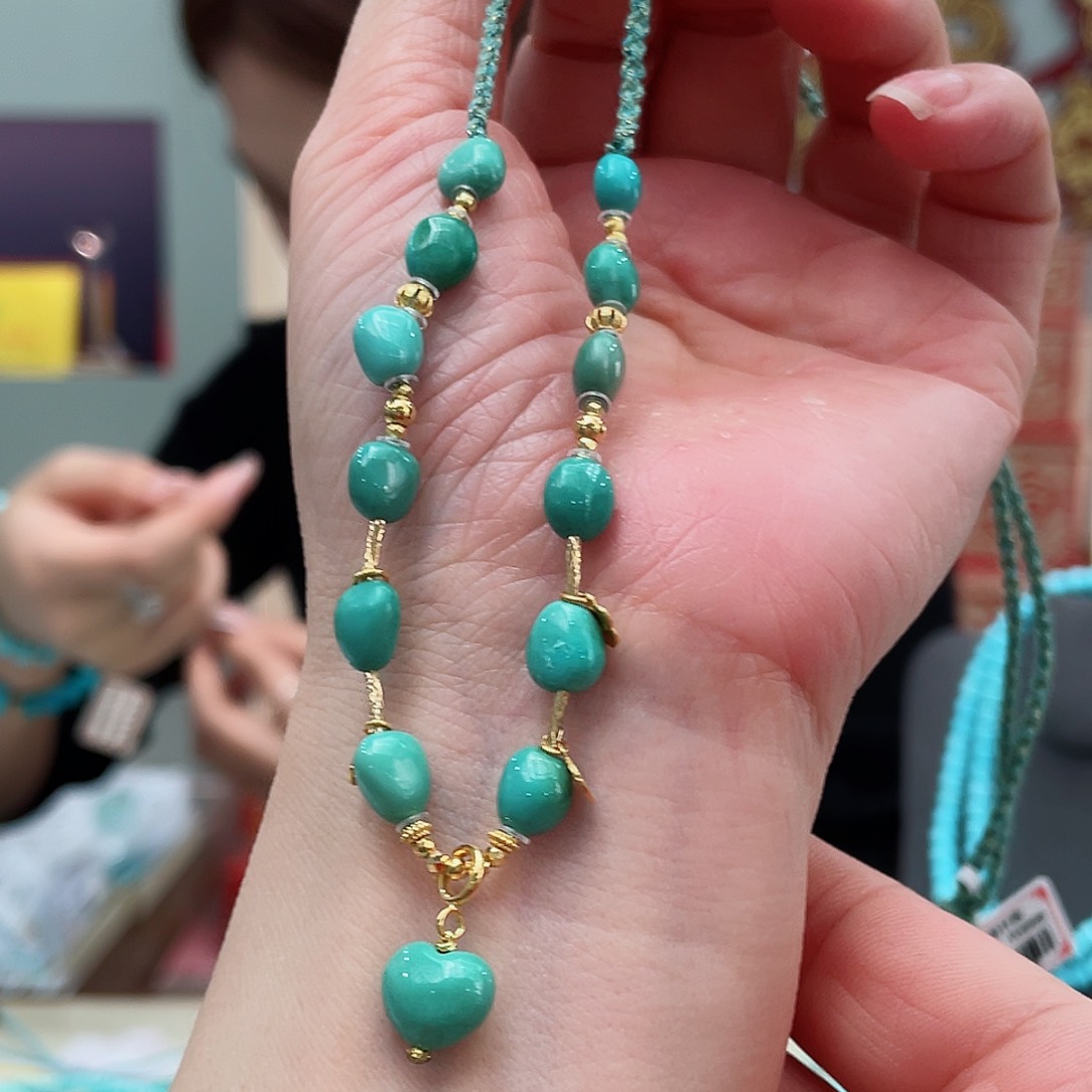 绿松石颈饰18K金镶嵌