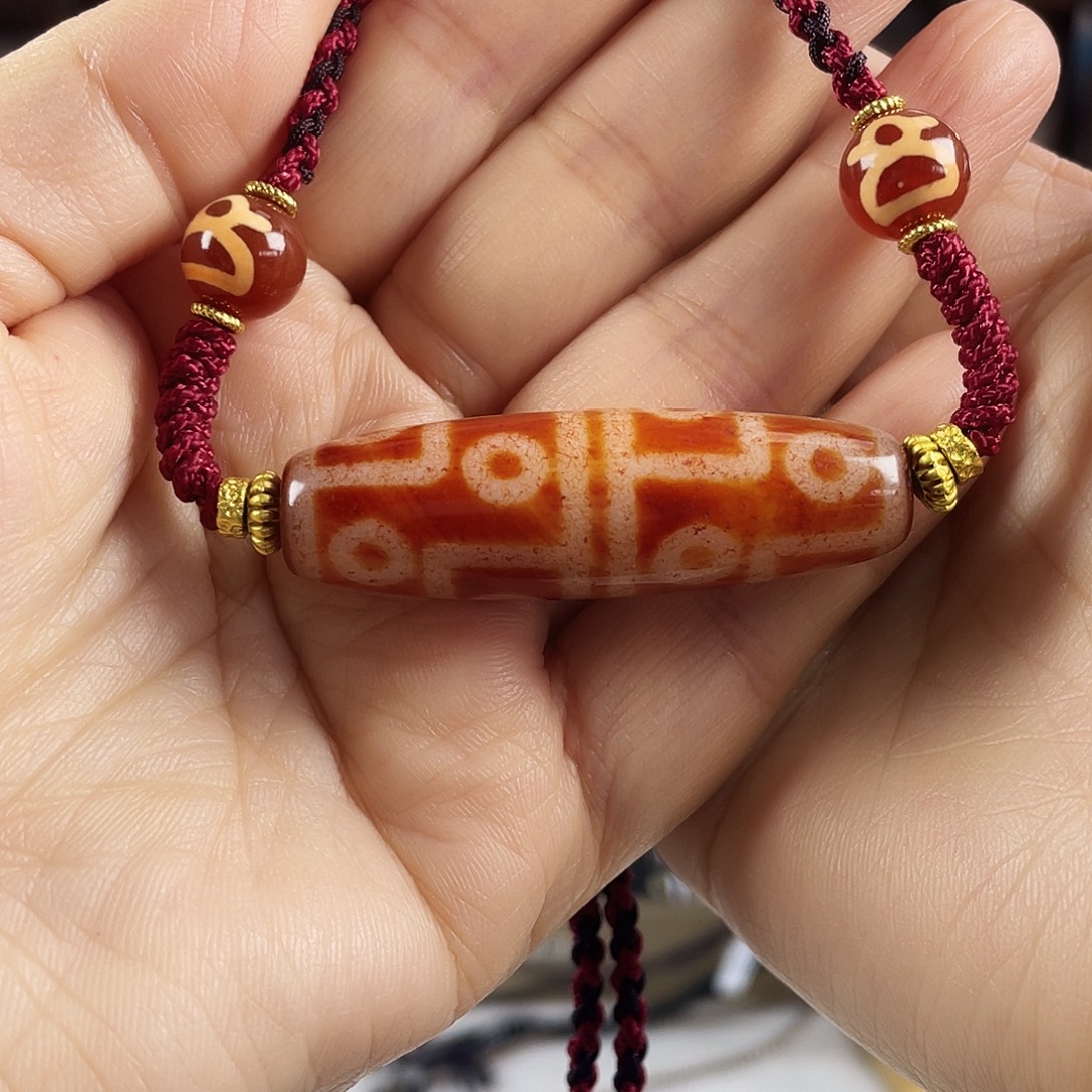 玛瑙/玉髓合金颈饰行运