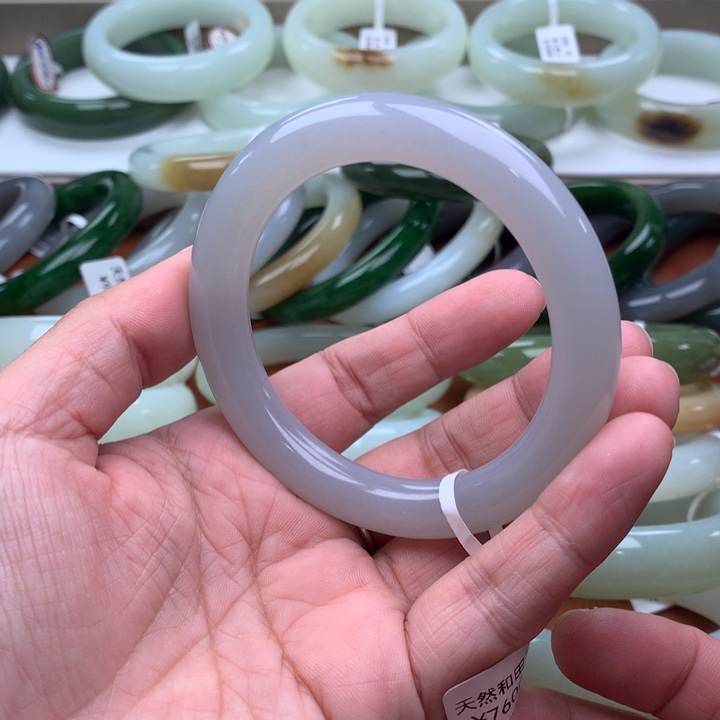 和田玉（糖玉）手镯未镶嵌