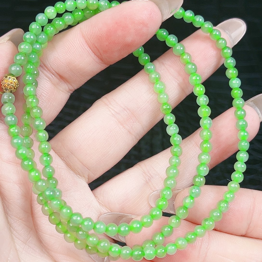 翡翠颈饰未镶嵌手链