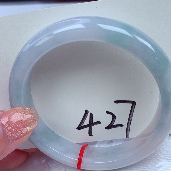 翡翠手镯未镶嵌翡翠