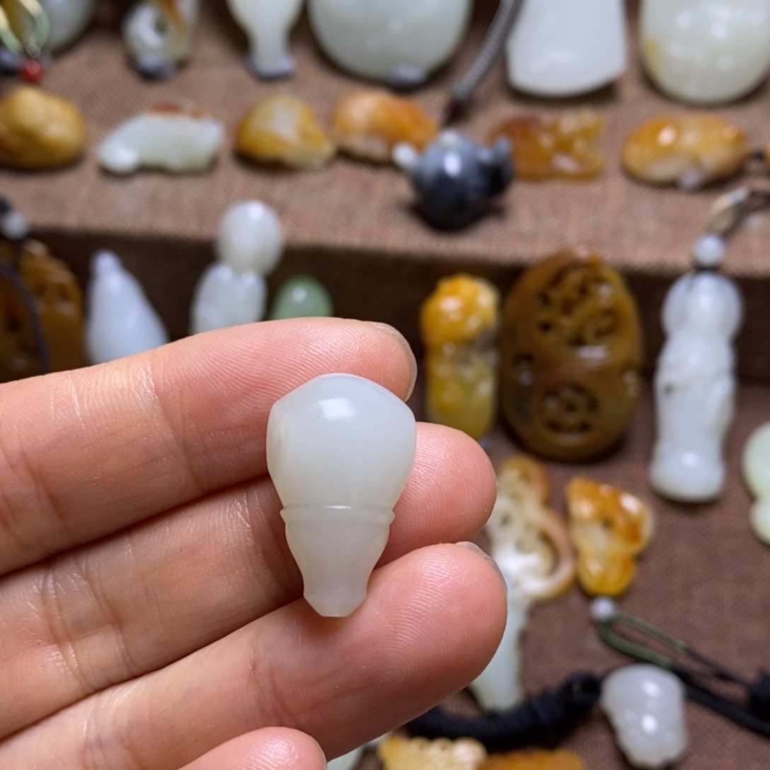 和田玉颈饰未镶嵌$***$