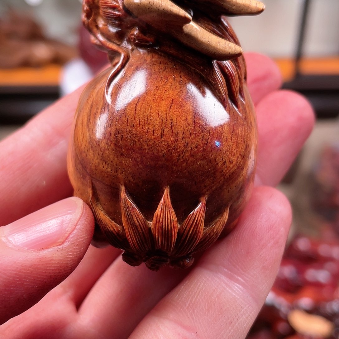 檀香紫檀（小叶紫檀）O*