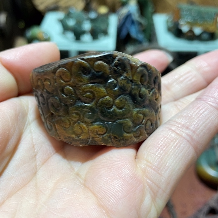 天****岫岩河磨玉（透闪石质玉）未镶嵌挂件