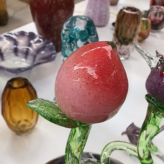 夜光桃子高45厘米宽6厘米