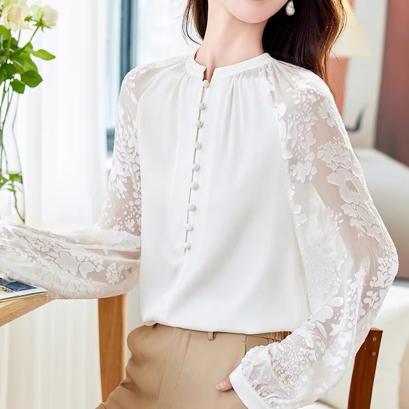 2025新款中式镂空立体烧花长袖上衣B2025001