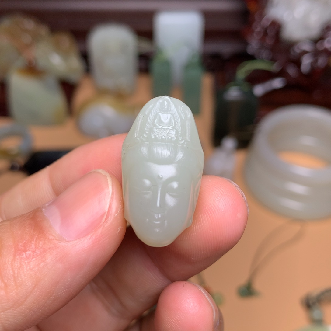 和田玉颈饰未镶嵌