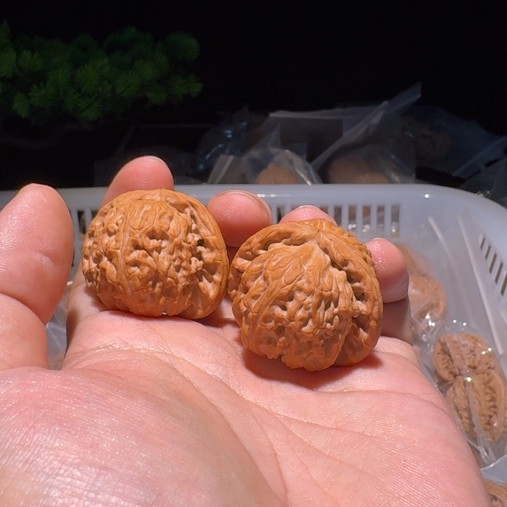 ****.吊坠文玩核桃白狮子