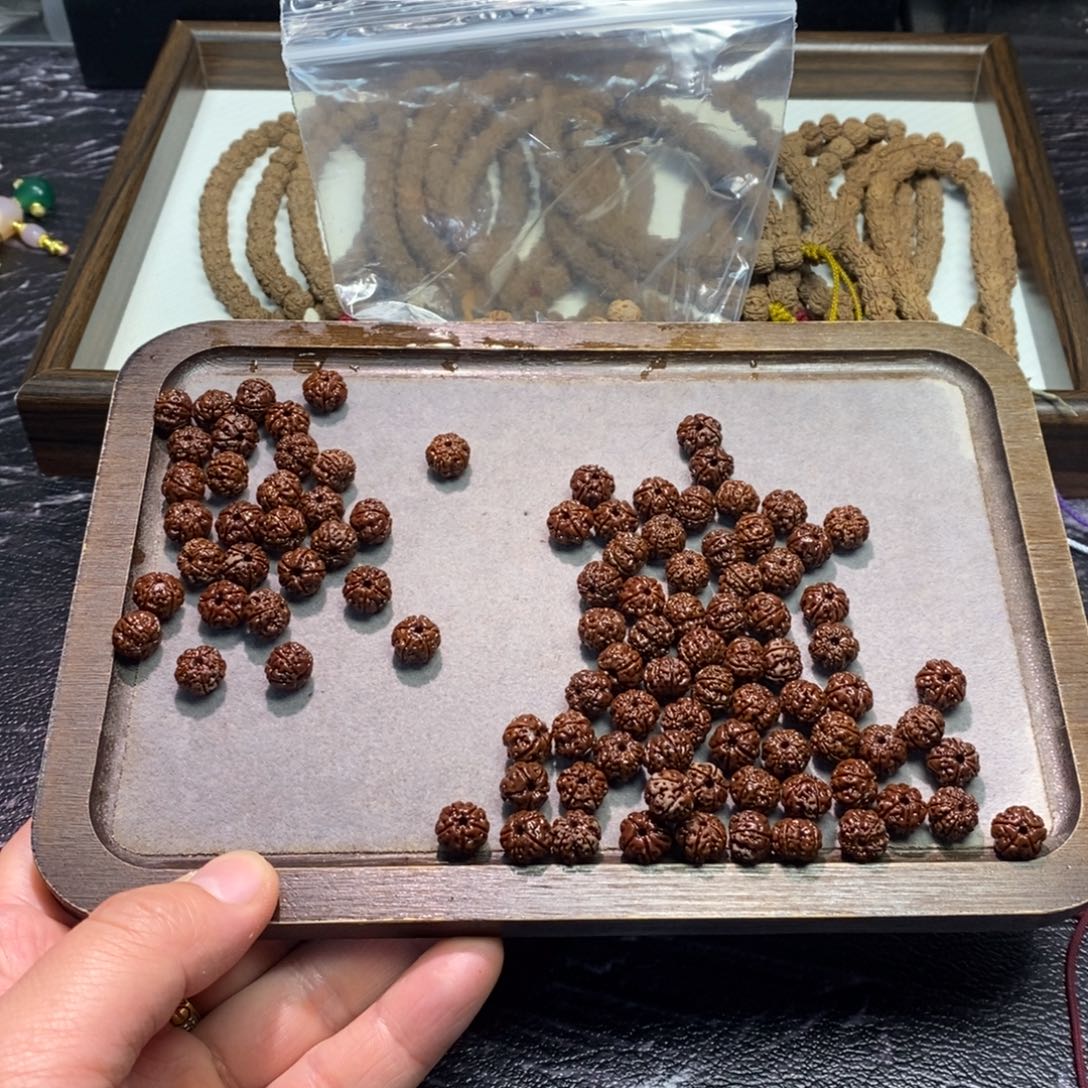 夕***️手串金刚菩提凹底梅花 去黄无色差 散籽