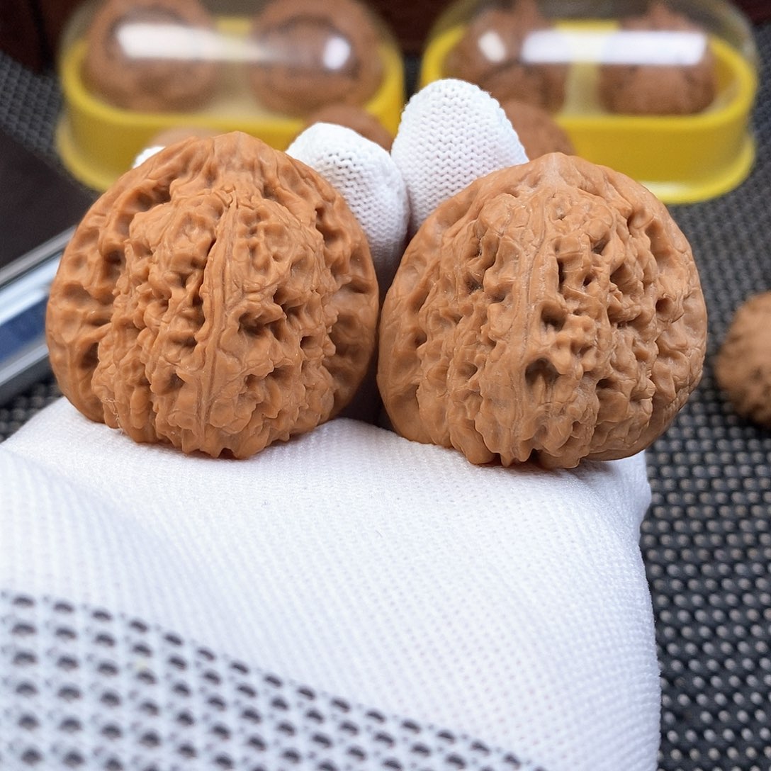 文玩核桃吊坠南疆石天残脚全品