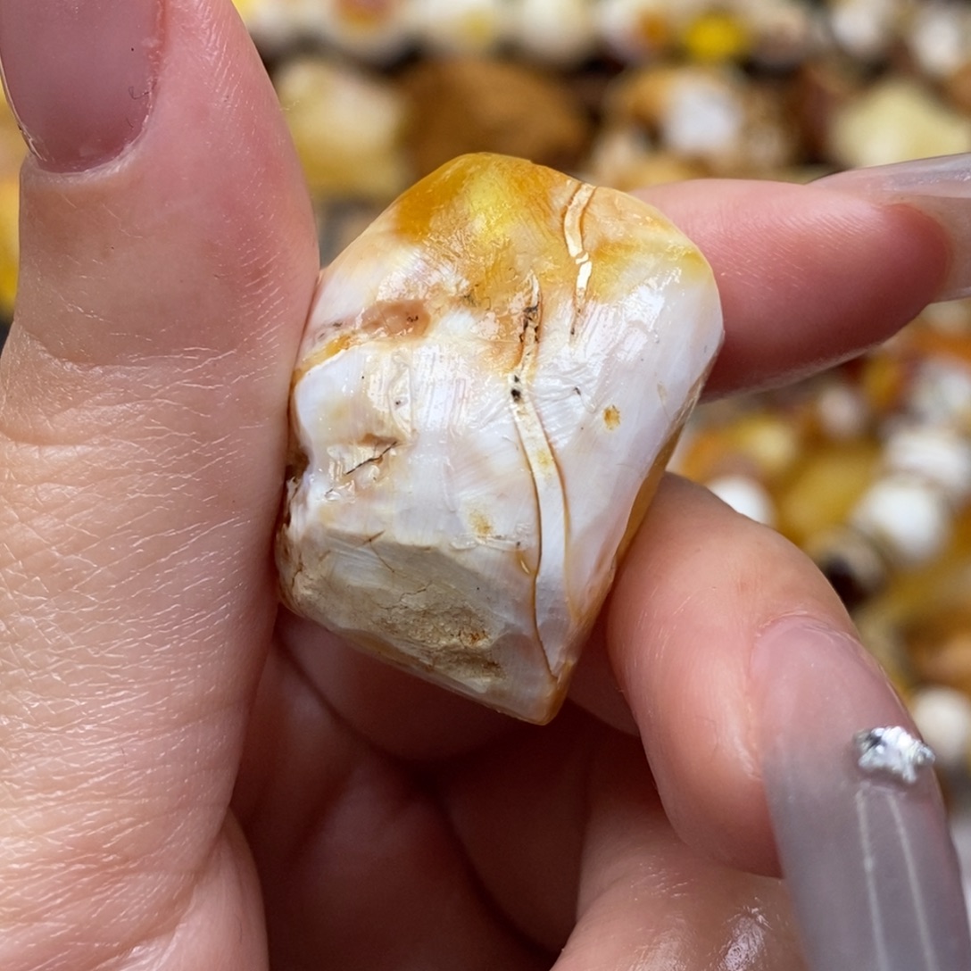 .***.定制琥珀未镶嵌蜜蜡