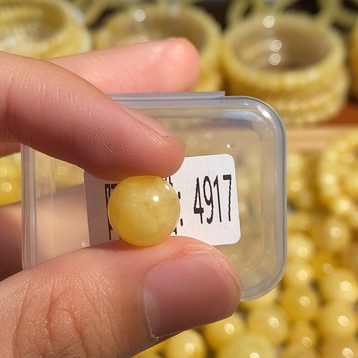 未镶嵌琥珀珠宝奇石4917