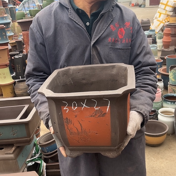 紫砂紫砂花盆和一