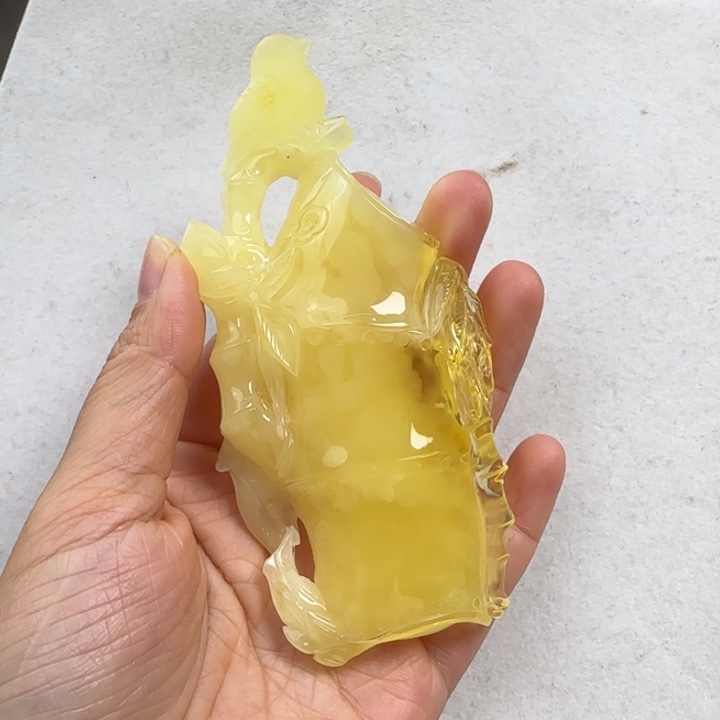 琥珀珠宝奇石未镶嵌