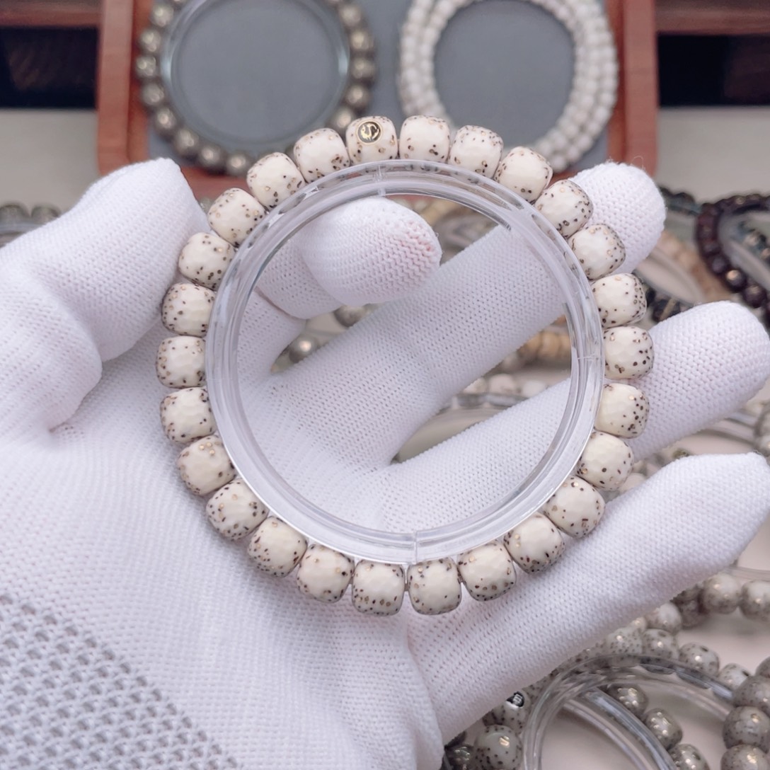 S***.星月菩提手串星月