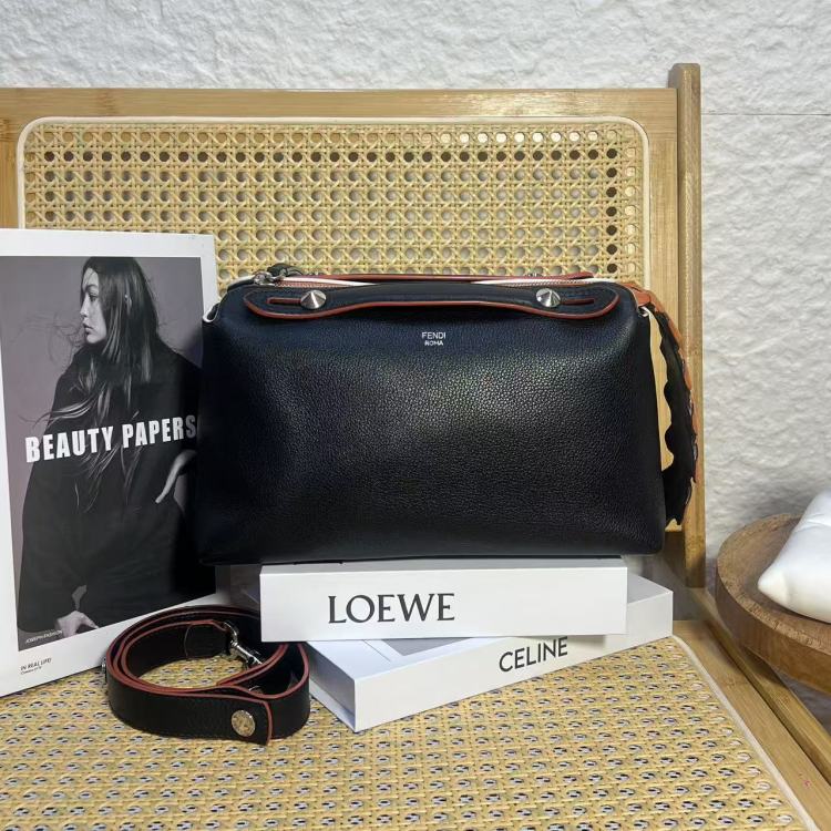 95新 FENDI/芬迪 /KIKI/单肩包/15576053