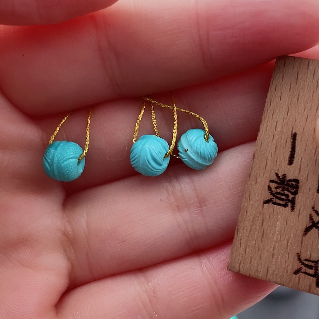 绿松石颈饰未镶嵌