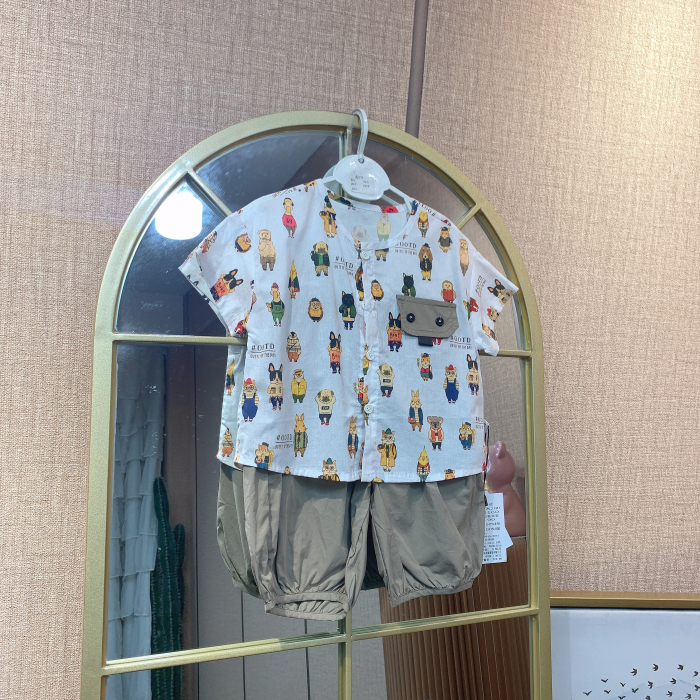 AE238  微瑕  宝宝 满印卡通衬衫短裤套装  夏款