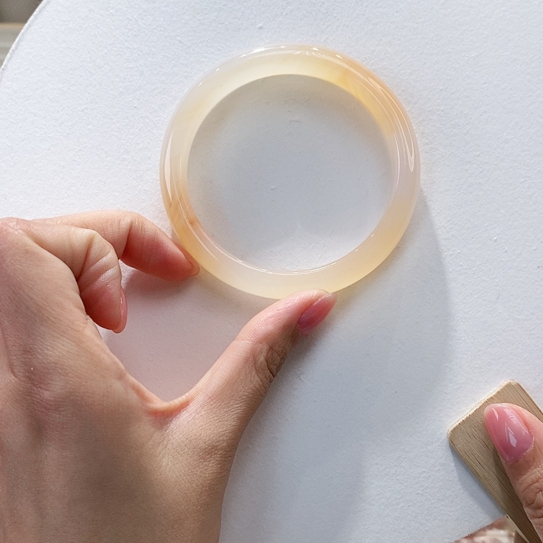 手镯玛瑙/玉髓未镶嵌62.9