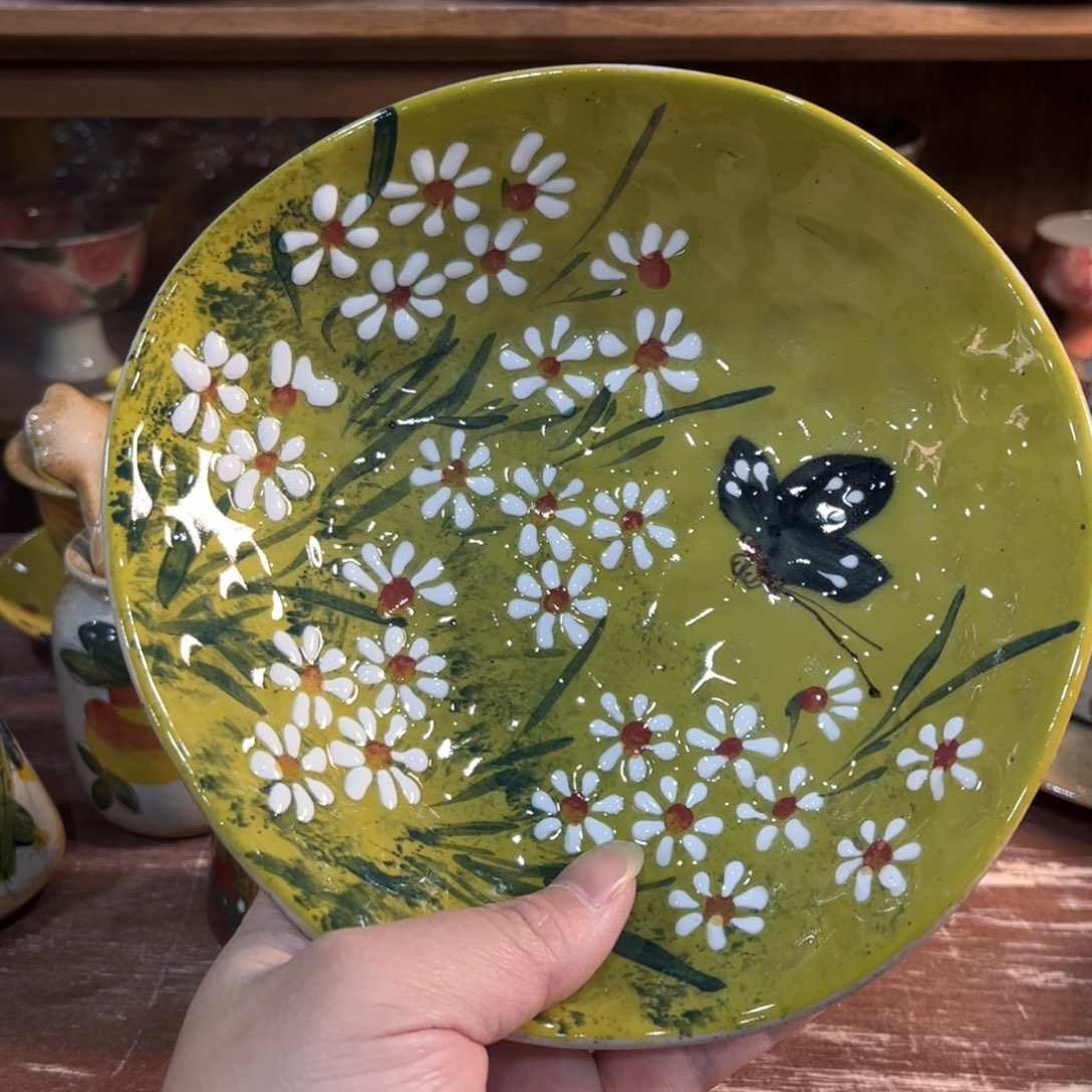 壶红红火火的时候看起来好开心