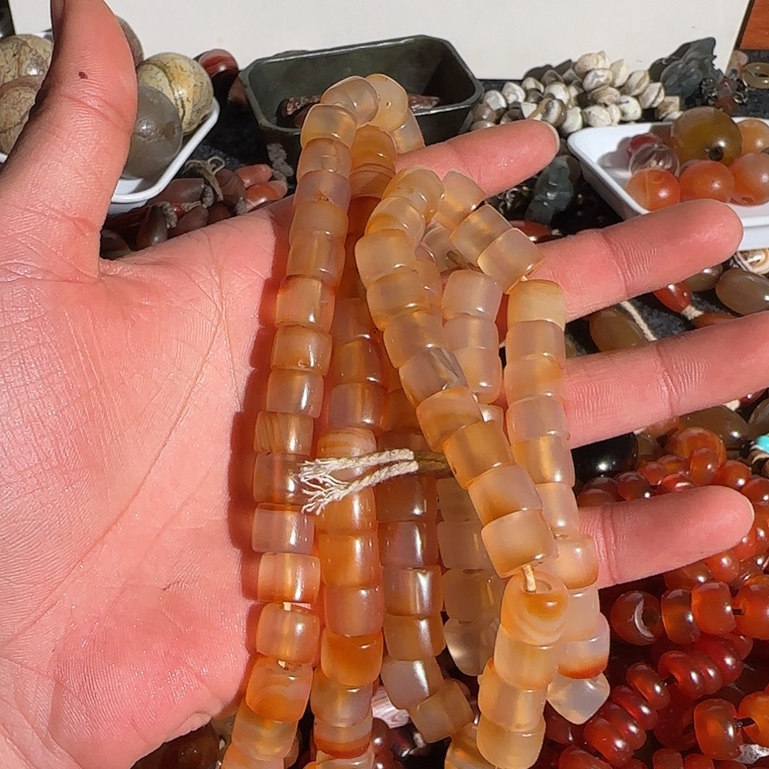 ●***风玛瑙/玉髓未镶嵌颈饰