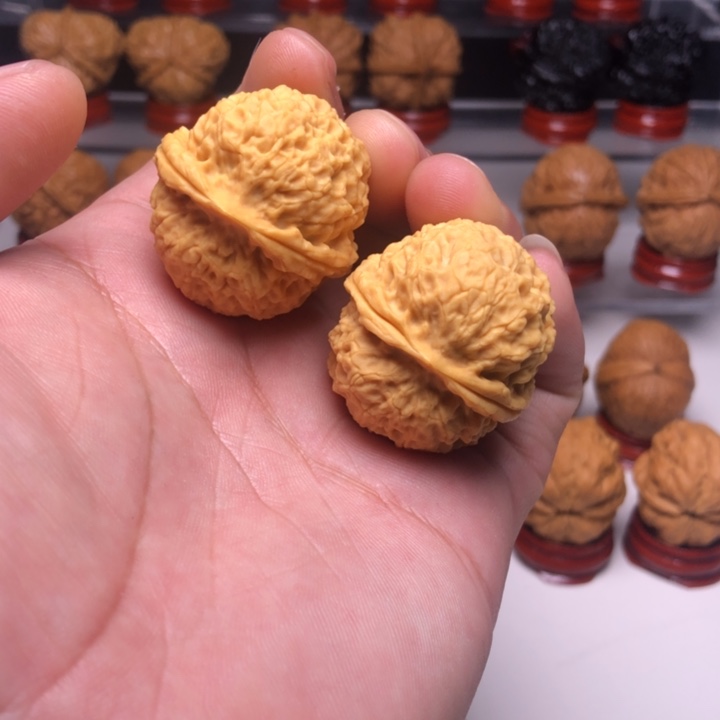 文玩核桃吊坠7珊瑚绣球