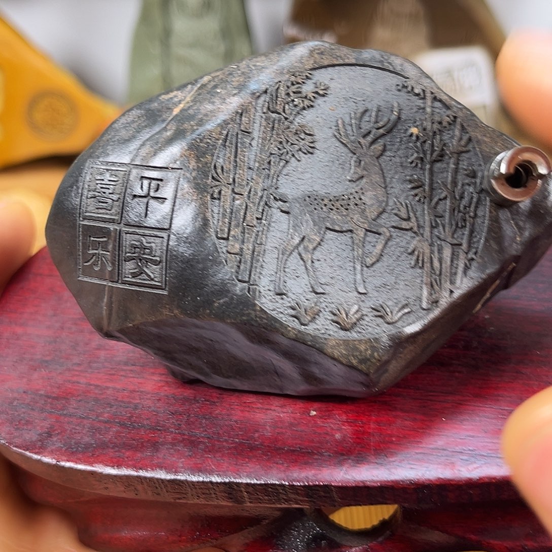 新疆戈壁石原石雕刻