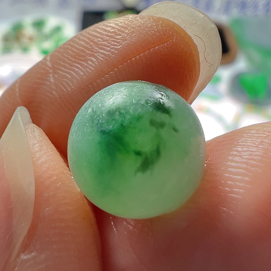 定制翡翠未镶嵌翡翠圆珠