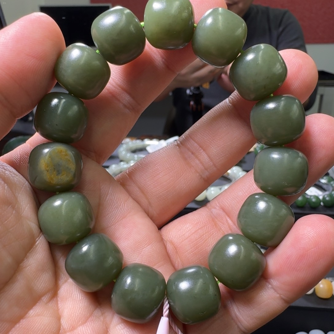 和田玉手链未镶嵌