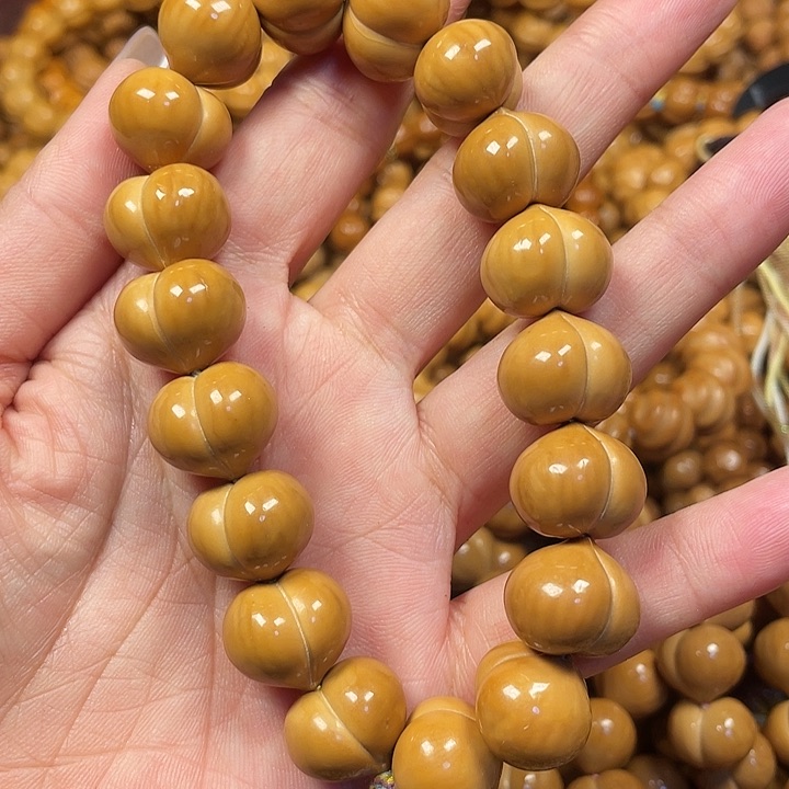 木猴头核桃微瑕大屁桃