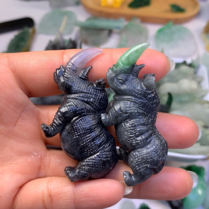 定制翡翠未镶嵌翡翠