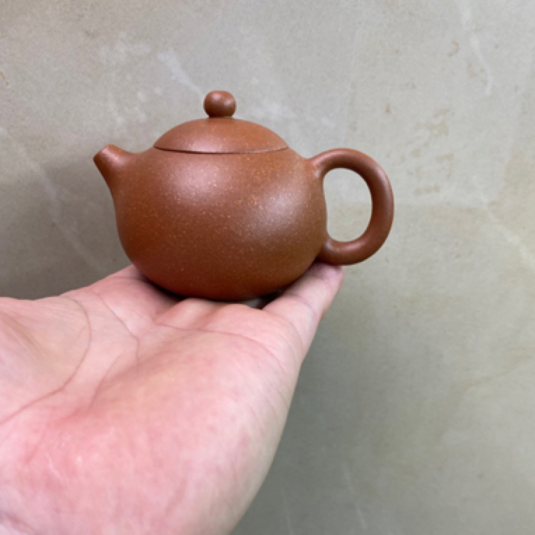 宜兴红泥紫砂壶、西施壶黄龙山宝山矿区红绛坡茶壶纯手工茶具110cc