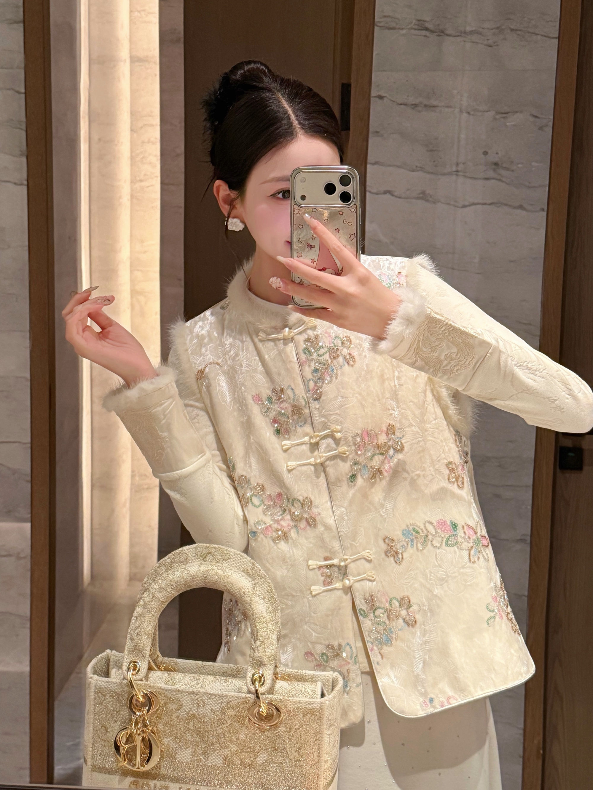 YIRAN【樱落】水貂毛串珠刺绣加棉新中式马甲