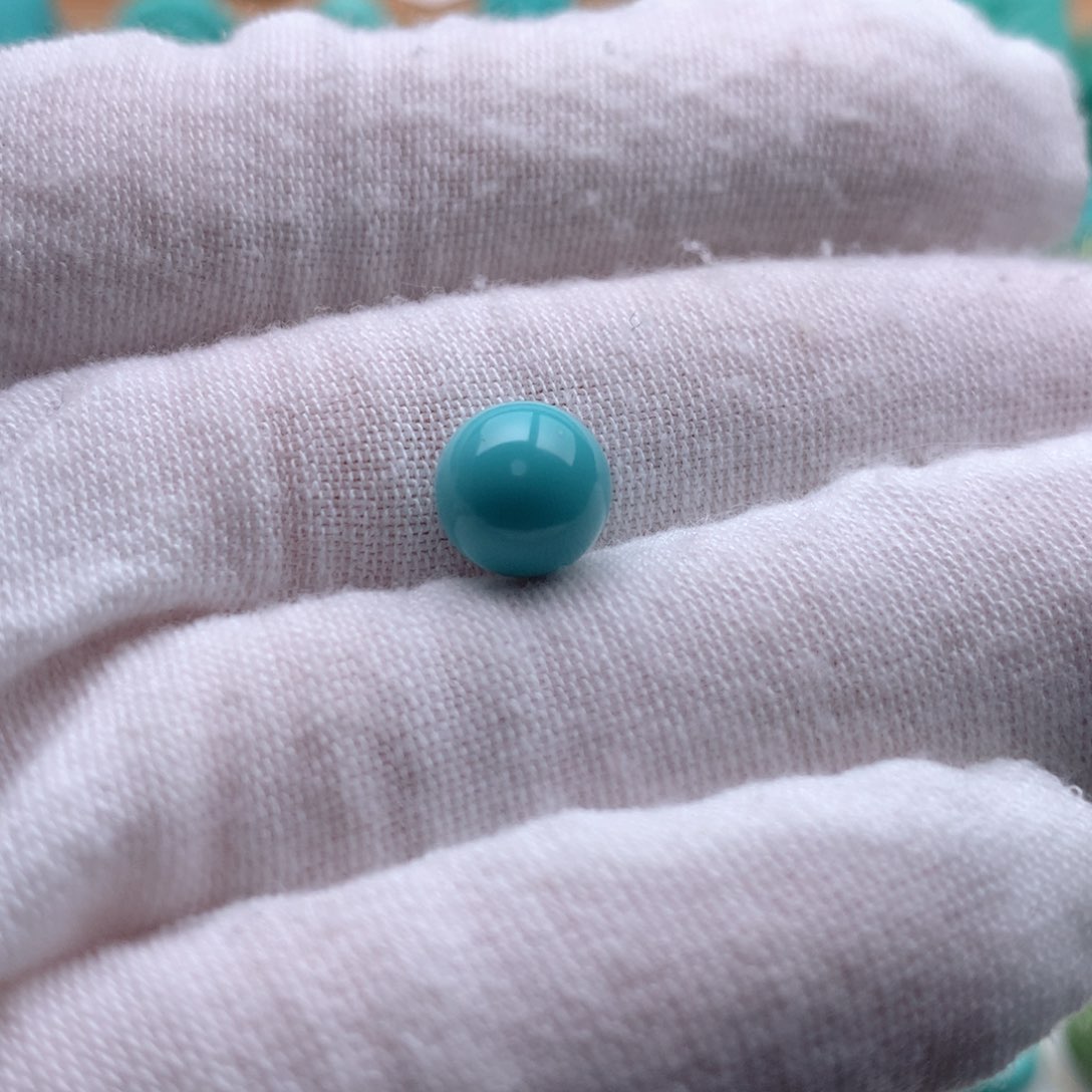 绿松石颈饰未镶嵌