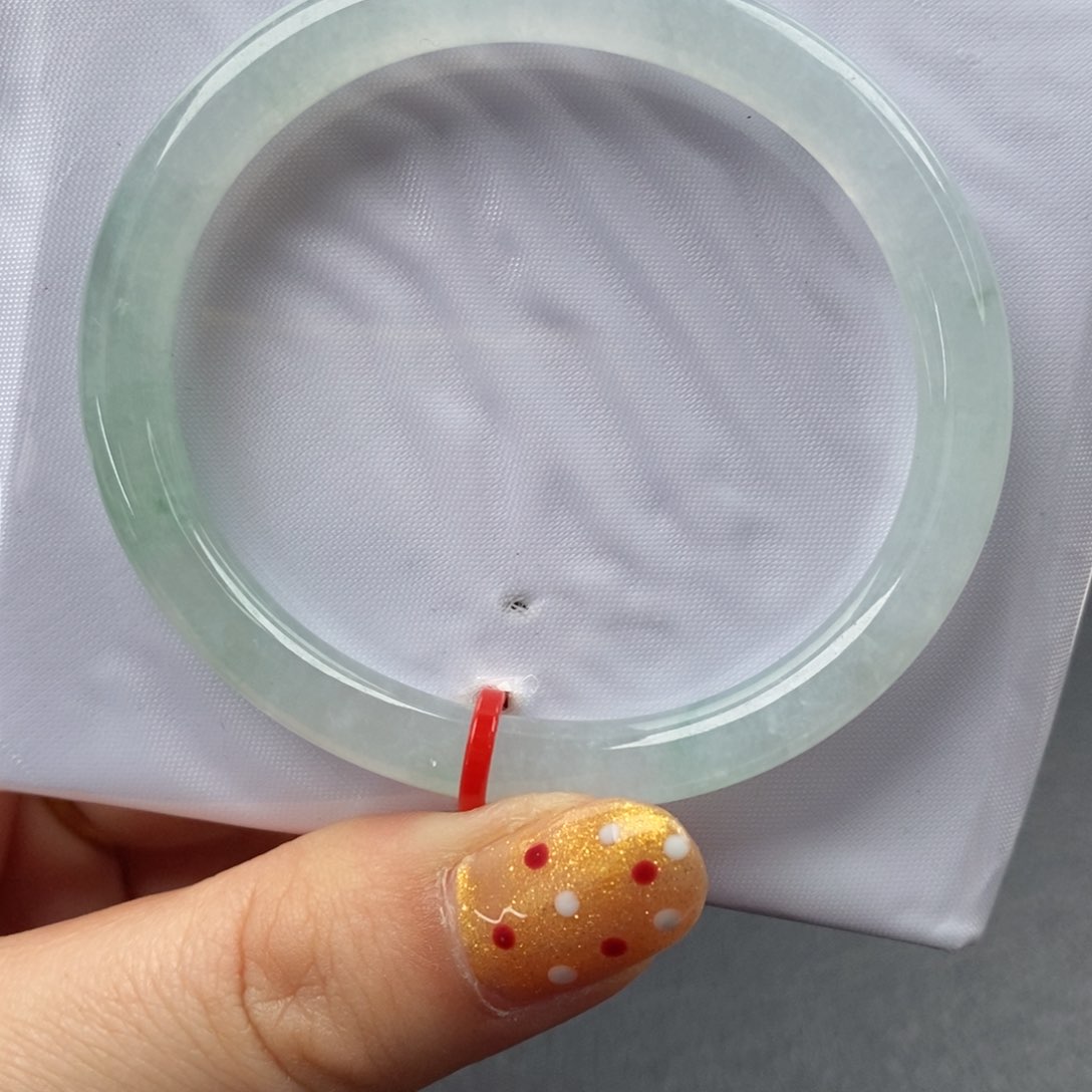 翡翠手镯未镶嵌52贵妃