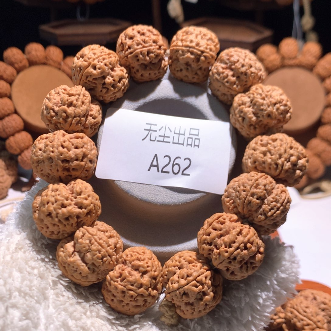 金刚菩提手串24问鼎梅花性价比款