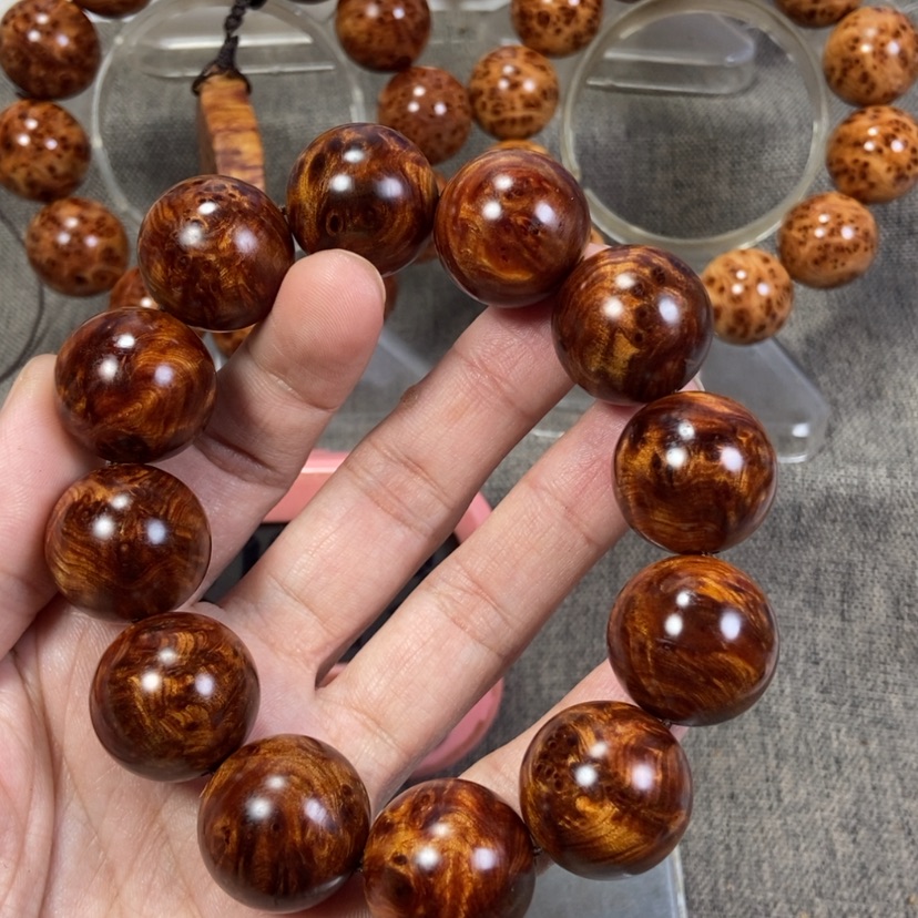 【闪购商品】柏木（崖柏）手串/手链昌*