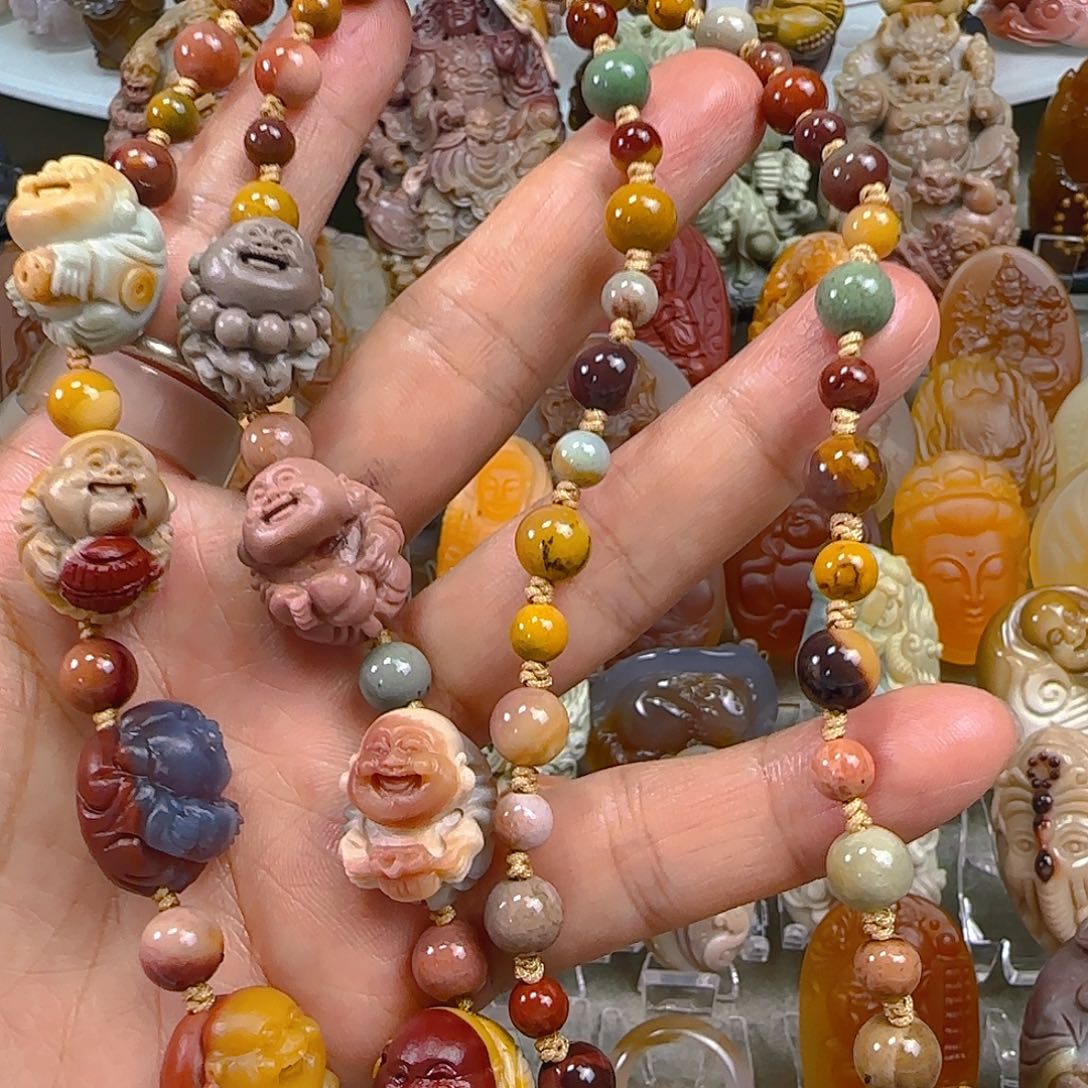 石英质玉1未镶嵌天然阿拉善彩玉纯手工雕刻八宝弥勒佛项链