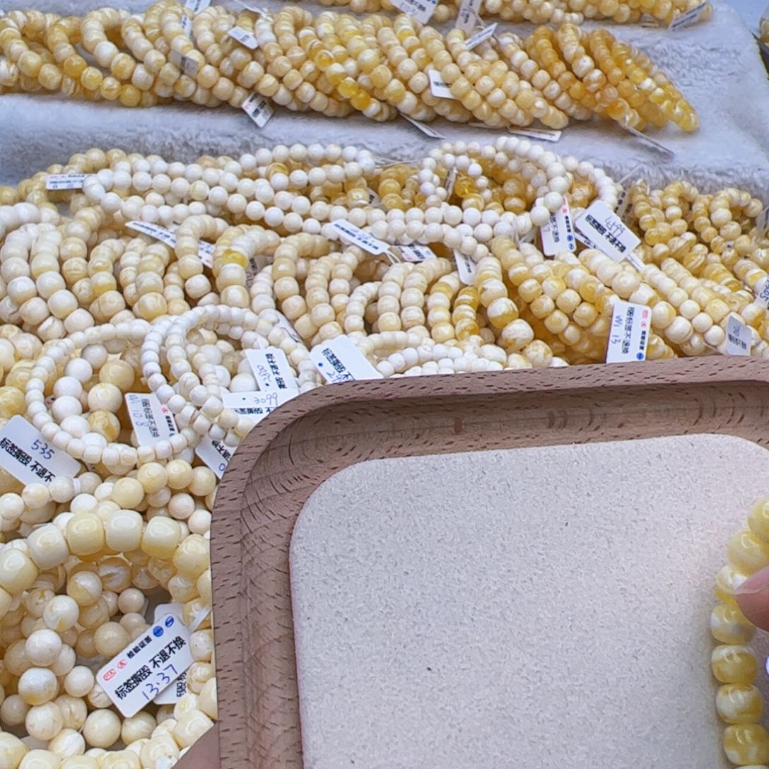 琥珀手链未镶嵌A****RJ7.13