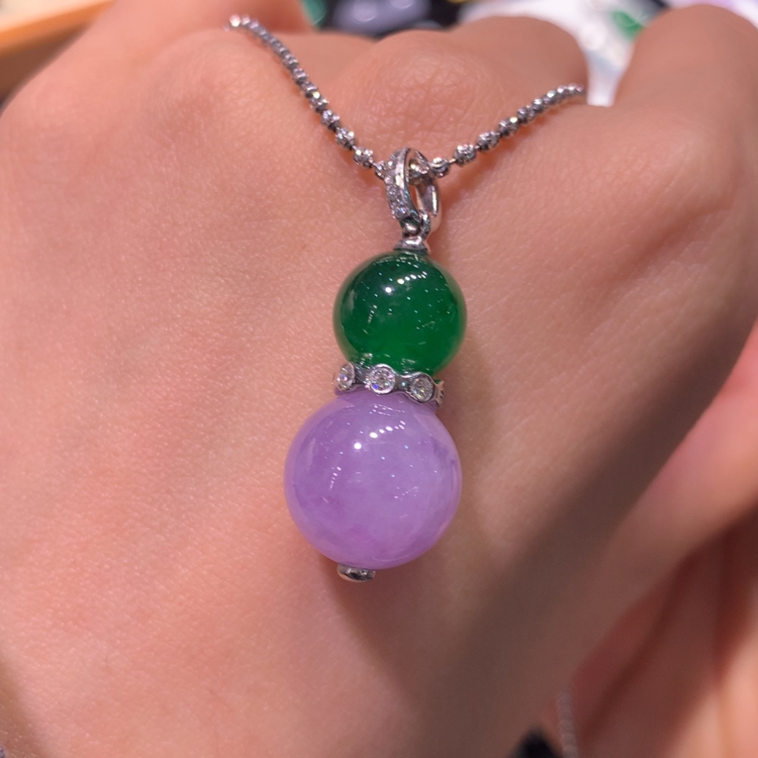 吊坠(不含链)18K金镶嵌翡翠