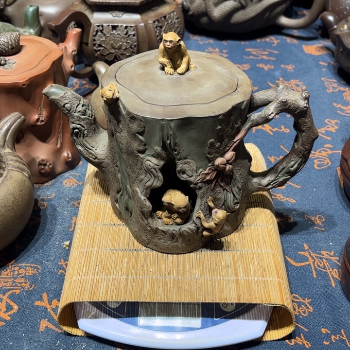 瓷***家茶壶紫砂紫砂。            